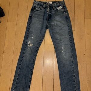 Frame Denim Blue Boyfriend Jeans - loose low rise fit